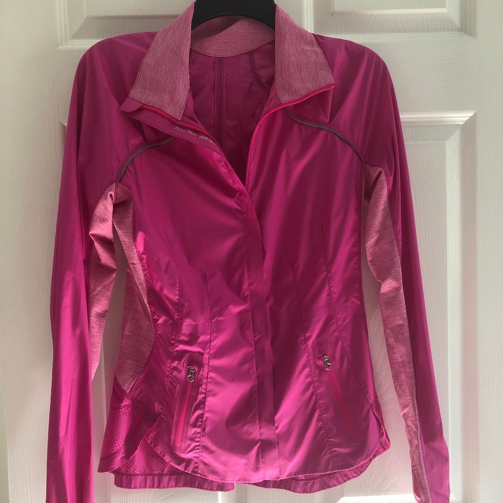 Lululemon Light Running Windbreaker